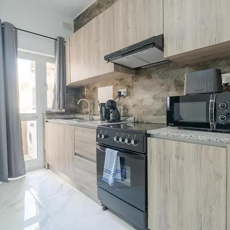 Homey 1br In Tarxien With Sofa Bed & Ac