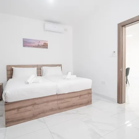 Homey 1br In Tarxien With Sofa Bed & Ac Żabbar