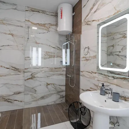Apartamento Homey 1br In Tarxien With Sofa Bed & Ac Żabbar