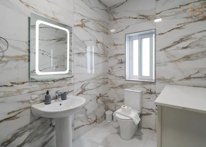 Homey 1br In Tarxien With Sofa Bed & Ac * Żabbar