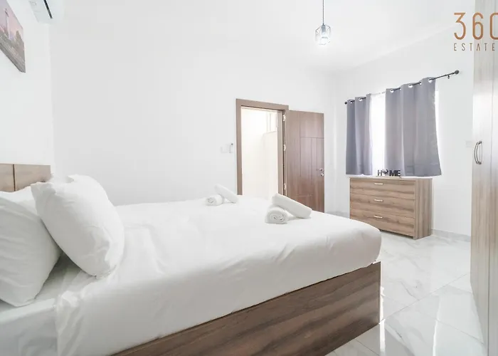 Homey 1br In Tarxien With Sofa Bed & Ac *