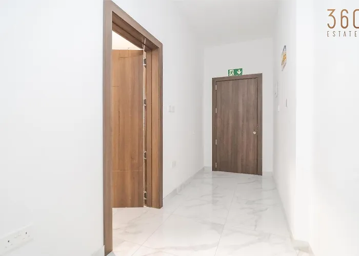 Apartament Homey 1br In Tarxien With Sofa Bed & Ac